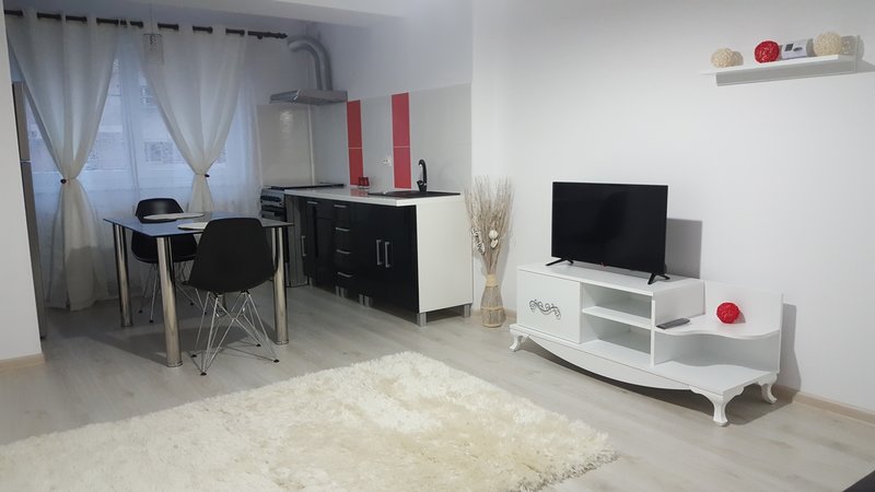 Titan, metrou Nicolae Teclu,