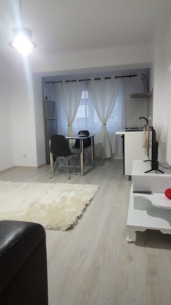 Titan, metrou Nicolae Teclu,