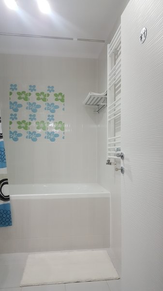 Titan, metrou Nicolae Teclu,